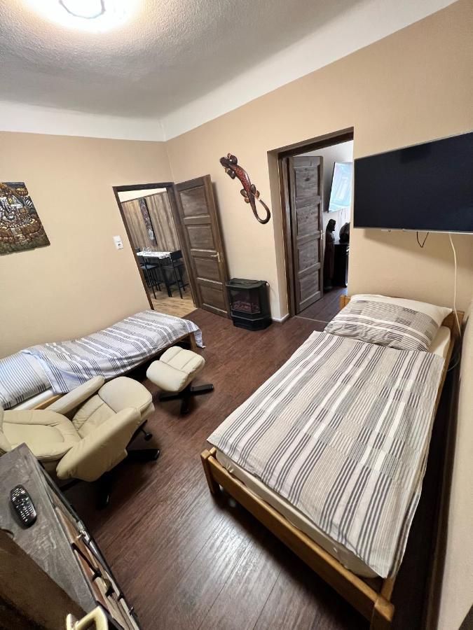 Feher Galamb Apartman Gyál Exterior foto