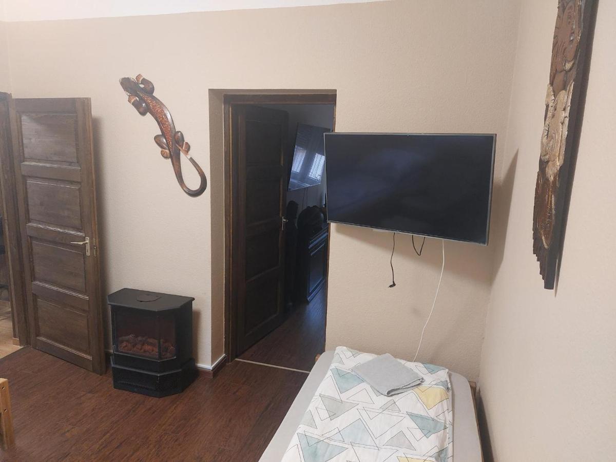 Feher Galamb Apartman Gyál Exterior foto